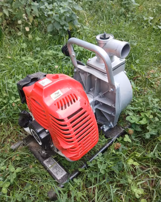 Pompa acqua a motore