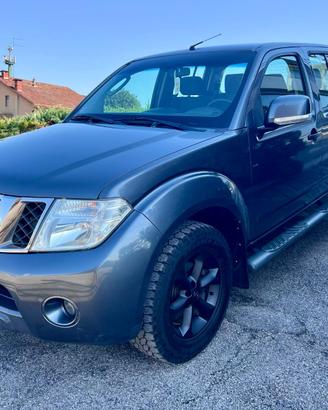 Nissan Navara 2.5 dci d.cab Sport Platinum 190Cv