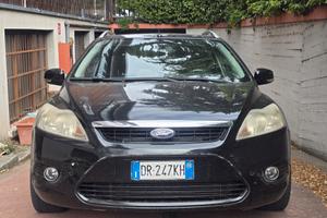 Ford Focus 1.6 TDCi (110CV) SW Tit. DPF - UNICO PR