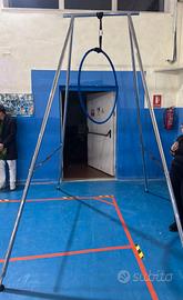 struttura danza aerea con cerchio professionalr
