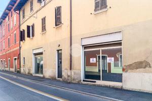NEGOZIO A BAGNOLO MELLA