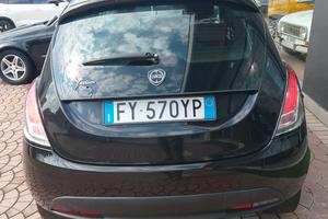 Ypsilon 