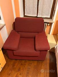Poltrona in tessuto come nuova