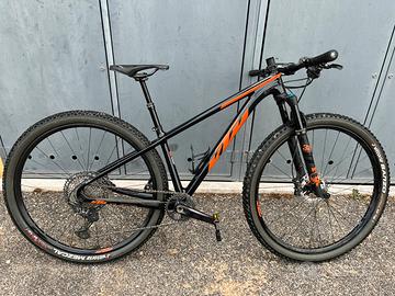 KTM Myroon Master Carbon