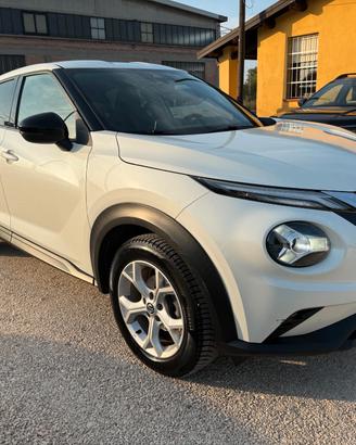 Nissan Juke 1.0 DIG-T 114 CV DCT N-Connecta