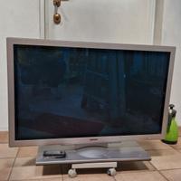 televisore monitor lcd 40 pollici Hitachi
