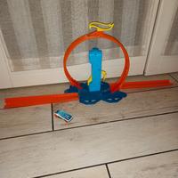 Pista macchinine Hot Wheels + macchinina