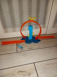 Pista macchinine Hot Wheels + macchinina