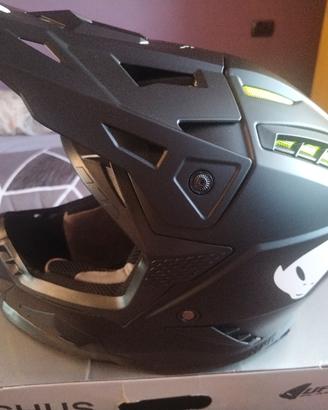 Casco Ufo motocross 