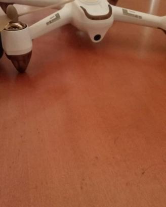 drone nuovo mai usato