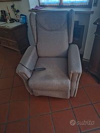 poltrona elettrica per anziani