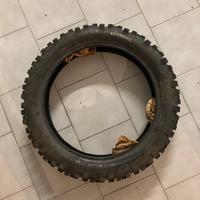 Gomma mousse fermacopertone enduro