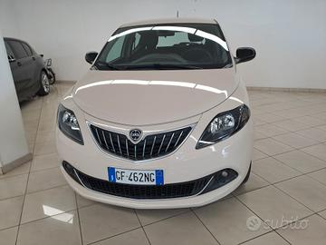 Lancia Ypsilon 1.0 FireFly 5 porte S&S Hybrid Ecoc