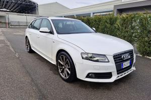 Audi A4 - SW - Quattro - S-Line - Anno 2011