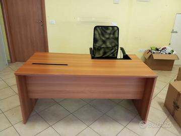 Set Ufficio Scrivania + Sedia