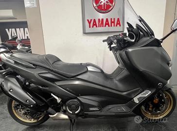Yamaha TMAX 560 Tech max