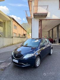 Lancia Ypsilon 1.3 MJT 16V 80 CV 5 porte S&S Silve