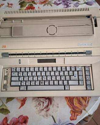 macchina da scrivere elettronica 