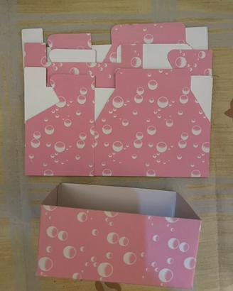 Scatoline rosa decorative per neonata