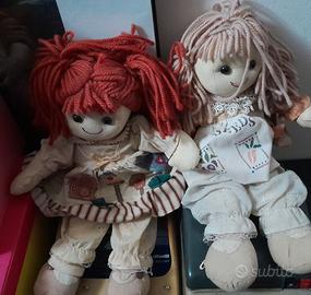 Bambole in stoffa