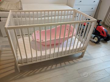Letto bambino pari al nuovo 120x60 con materasso