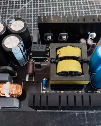 alimentatore da 2000 Watt