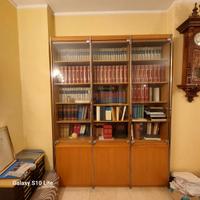 Libreria ufficio resistente