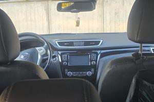 Nissan Qashqai auto