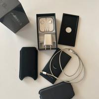 IPhone 5 16GB Black da riparare con accessori