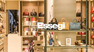 Locale commerciale a Lucca