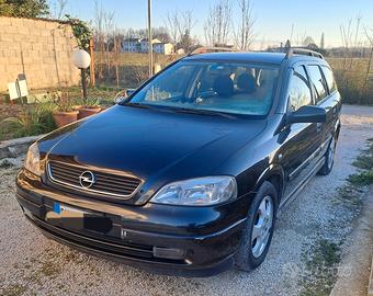 Potente Opel Astra