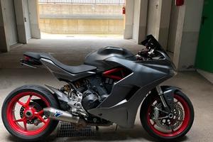 Ducati supersport s 939  anche con A2