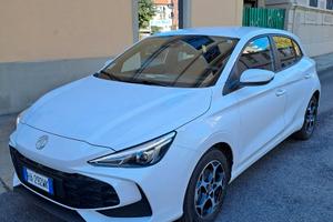 MG3 1.5 Full Hybrid versione Comfort