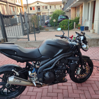 Triumph Speed triple 1050