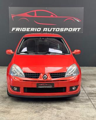 Renault Clio rs 182