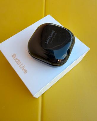 Samsung Buds Live SM-R180