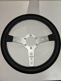 MOMO Prototipo 320