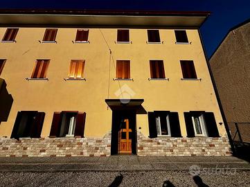 CASA SEMINDIPENDENTE A SERNAGLIA DELLA BATTAGLIA