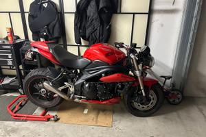 Triumph Speed Triple 1050 - 2014