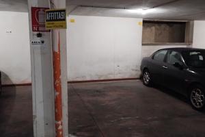 Posto auto in garage condominiale