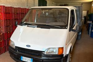 Ford transit doppia cabina 6 posti cassone fisso