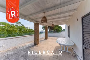 Attico / Mansarda di 110 m² con 4 locali a Otranto