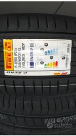 Pirelli 255/40R21