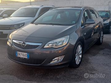 Opel Astra 1.7 CDTI 110CV Sports Tourer Cosmo