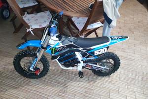 Lem xe 12/10