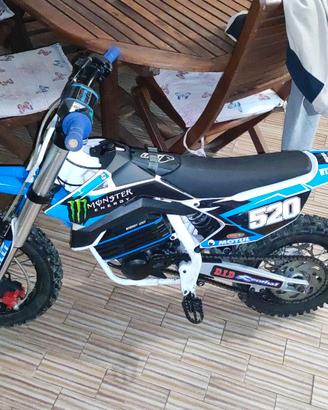 Lem xe 12/10