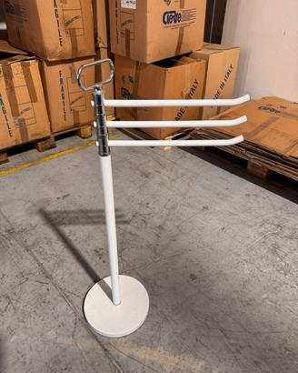 Piantana portasciugamani con 3 bracci  bianco