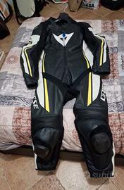 Tuta intera dainese,stivali forma e guanti dainese