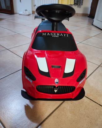 Macchina cavalcabile Maserati