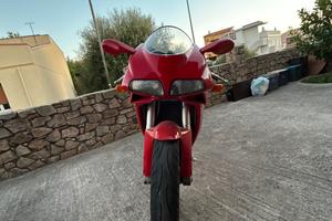 Ducati 748